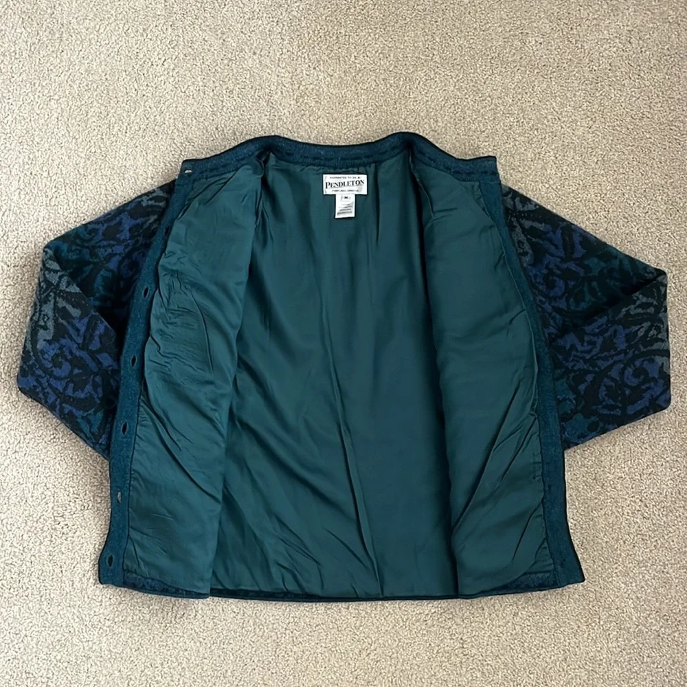 Vintage Pendleton Lambs Wool Sweater Metal Button Cardigan Size Medium - Picture 5 of 8